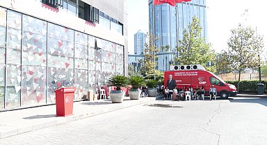 İstanbul- İstanbul Büyükşehir Belediyesi Başkan Vekili Nuri Aslan, CHP il binasına geldi