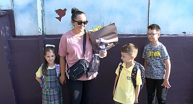 İstanbul- İstanbul'da uyum haftası düzenlenen törenle başladı