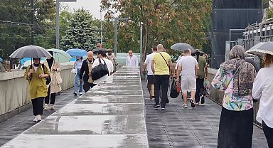 İstanbul- İstanbul'da yağmur etkili oluyor