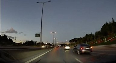 İstanbul- Kartal'da selektör atarak kaza yaptırdı; yoluna devam etti