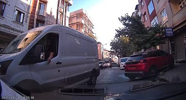 İstanbul - Sultangazi'de sürücülerin ters yön tartışması: 'Polis çağır' dedi 9 bin lira ceza yedi