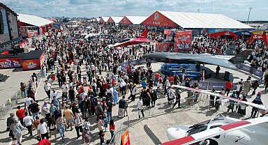 İstanbul - TEKNOFEST İstanbul'da yoğunluk havadan görüntülendi