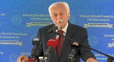 İstanbul - Yavuz Bülent Bakiler'in cenazesi Karacaahmet Gasilhanesi'ne getirildi