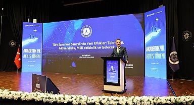 İstanbul - YTÜ'de yeni akademik yıl Haluk Görgün'ün ilk dersiyle başladı