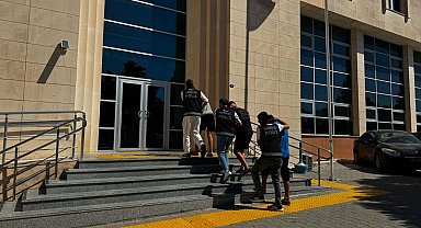 İzmir'deki uyuşturucu operasyonlarında 11 tutuklama