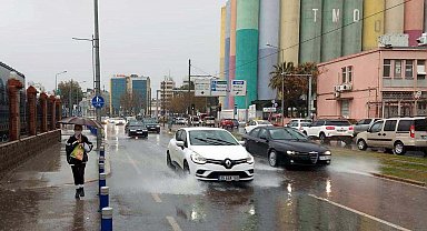 İzmir'in güneyi için kuvvetli sağanak uyarısı