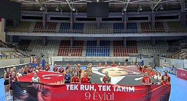 İzmirli voleybolcular 9 Eylül'de tek yürek