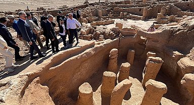 Japon Prensesi Akiko Mikasa, Harbetsuvan ve Karahantepe kazı alanlarını gezdi