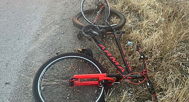 Kamyonetin çarptığı bisikletin sürücüsü öldü