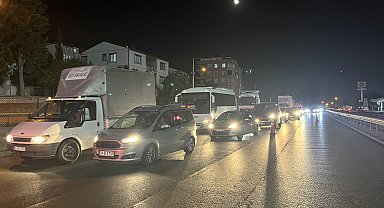 Kocaeli'de iki otomobil çarpıştı: 4 yaralı