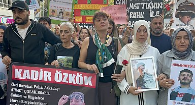 Kocaeli'de Yasemin Minguzzi öncülüğünde çocukları öldürülen ailelerden eylem