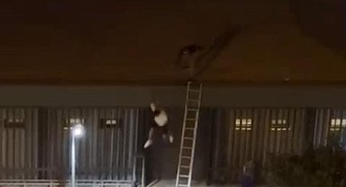 Konseri izlemek için çatıya çıkan gençlere şiddet uygulayan kişi tutuklandı