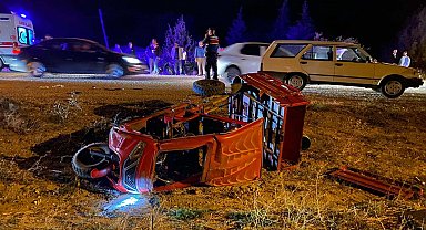 Kütahya'da aynı bölgede 3 dakika arayla iki kaza kamerada: 1 yaralı