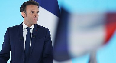 Macron'dan İran'a yaptırım açıklaması