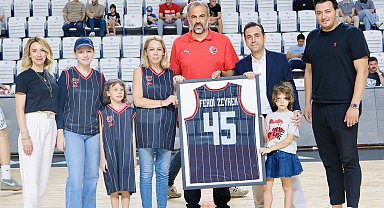Manisa Basket Ferdi Zeyrek'i unutmadı