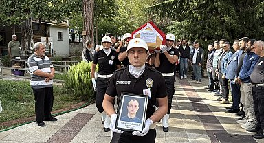 Motosiklet kazasında ölen polis memuru Karabük'te toprağa verildi
