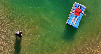 Munzur'da doğayı ve nehrin sesini dinleyip negatif enerjiden arınmaya çalıştılar