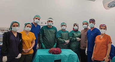 Nefes almasını zorlaştıran 6 kiloluk böbrek ameliyatla çıkarıldı: Kuş gibi hafifledim