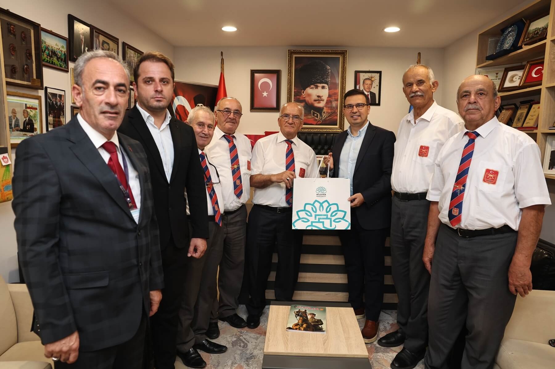 Nilüfer Belediyesi gazi ve şehit yakınlarının yanında