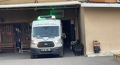 Otomobil şarampole devrildi: 1 ölü, 3 yaralı