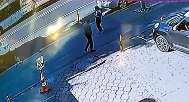 Otomobilin çarptığı yaya yaralandı; kaza kamerada