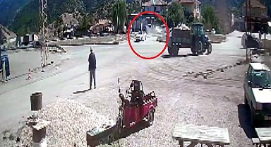 Otomobiller çarpıştı; 2 yaralı