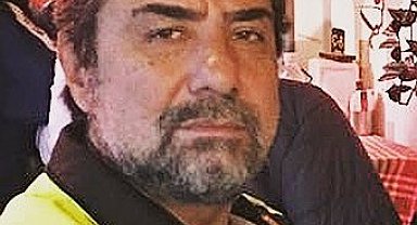 Otomobiller çarpıştı; iş insanı ve eşi öldü, 1'i ağır 3 yaralı