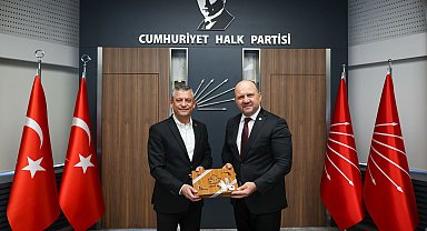 Özgür Özel, Balkan Türkleri temsilcileri ile görüştü