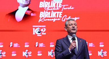 Özgür Özel: Baş edemedikleri için baş eğdirmeye çalışıyorlar, baş eğmeyeceğiz