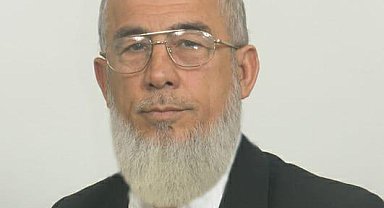 Radyo programcısı, kazada hayatını kaybetti