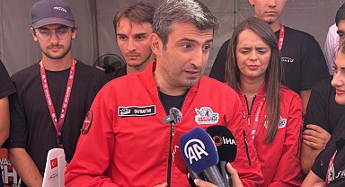 Selçuk Bayraktar: Tam bağımsız, müreffeh Türkiye'yi buradaki genç kardeşlerimiz inşa edecek