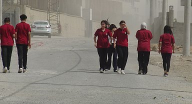 Şırnak'ta fırtına etkili oldu