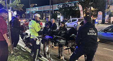 Sivas'ta 2 motosiklet çarpıştı; 2 yaralı