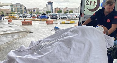 Sivas'ta yolcu otobüsü ile TIR çarpıştı: 23 yaralı