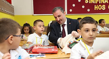 Sultanbeyli'de okula yeni başlayan tüm öğrencilere ücretsiz kırtasiye seti