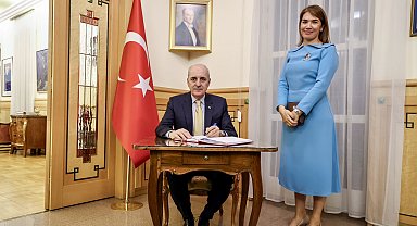 TBMM Başkanı Kurtulmuş, Türkiye'nin Budapeşte Büyükelçiliği'ni ziyaret etti