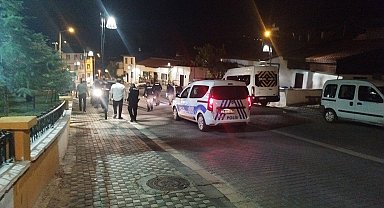 Tokat'ta yürürken sırtına isabet eden mermi ile ağır yaralandı