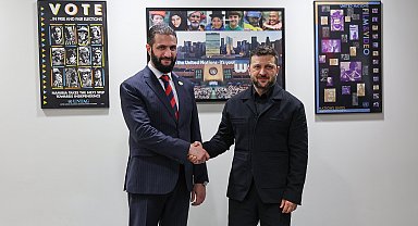 Ukrayna Devlet Başkanı Zelenskiy ile Suriye Cumhurbaşkanı Şara bir araya geldi