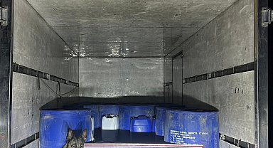 Van'da 3 bin 710 litre asetik asit anhidrit ile 50 kilo kostik soda ele geçirildi: 2 gözaltı