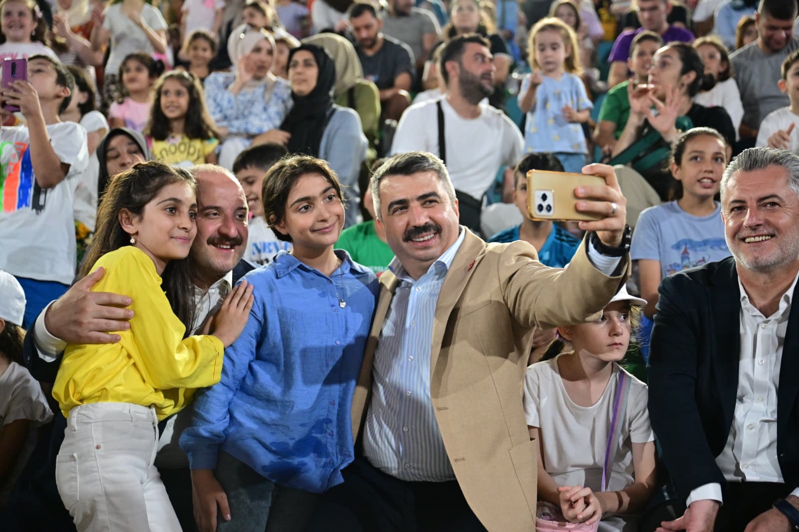 YILDIRIM’DA ÇOCUK OLMAK VAR!