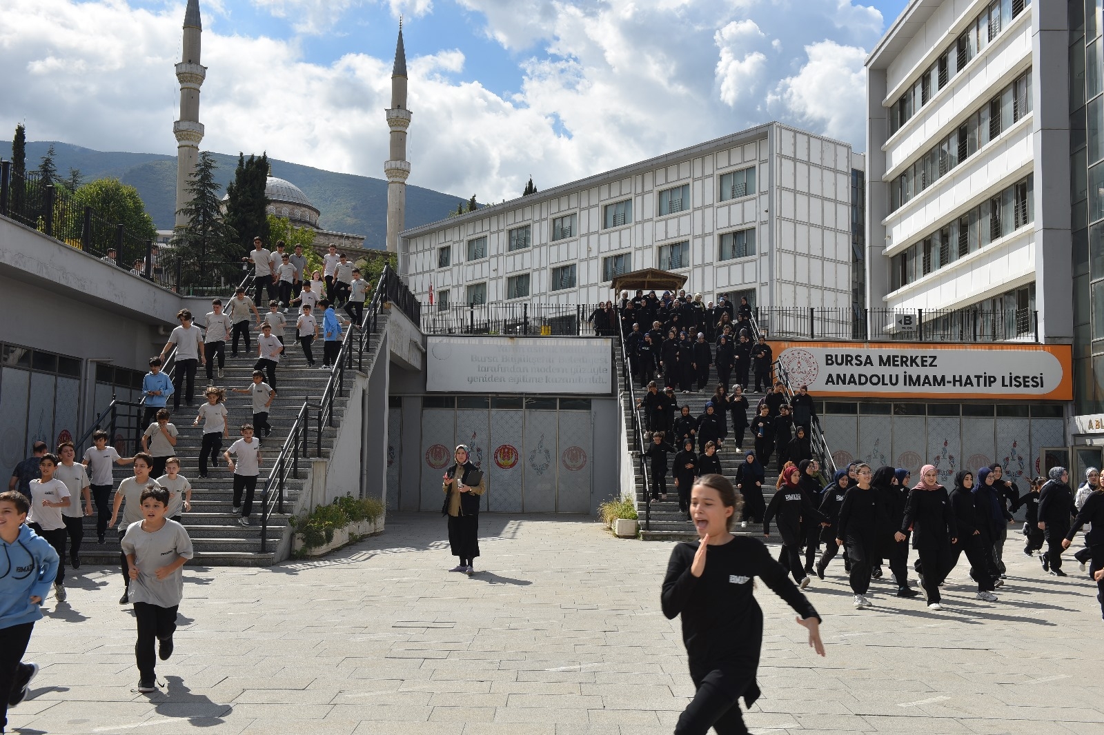 YILDIRIM’DA GERÇEĞİNİ ARATMAYAN TATBİKAT