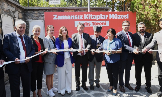 Zamansız Kitaplar Müzesi kapılarını açtı