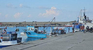 Zonguldak'ta denize açılan balıkçılar boş dönüyor