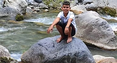 12 yaşındaki çocuğu av tüfeğiyle öldürüp, ardından kendini vurdu