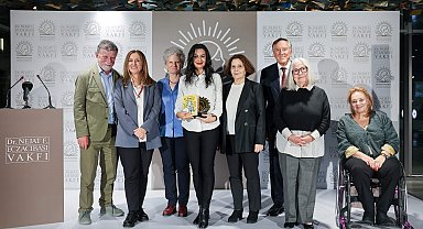 2025 Beyhan Eczacıbaşı Ödülü Koray Avcı Çakman'ın oldu