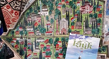 'Devlet sanatçısı' çini ustası, İznik'i resmettiği eserini Papa için hazırlıyor