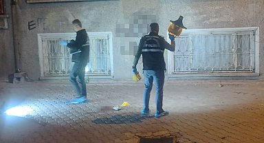 'Yan baktın' kavgasında açılan ateşte ölen 5 yaşındaki Yıldırım toprağa verildi; 3 şüpheli gözaltında