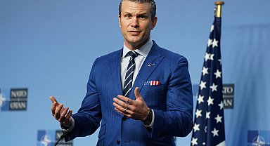 ABD Savunma Bakanı Hegseth'in uçağı acil iniş yaptı
