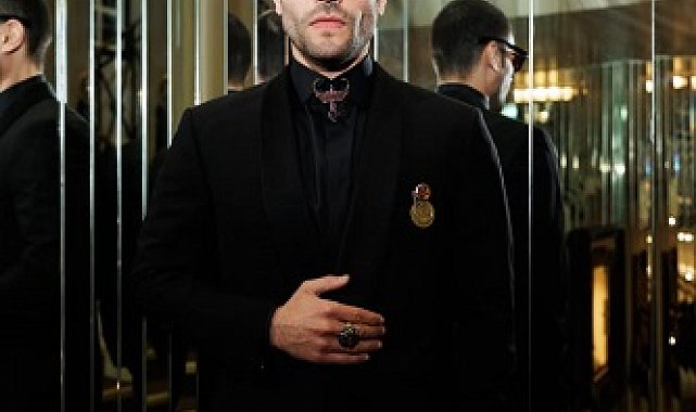 Akın Akınözü İstiklal Madalyası ile Cannes'da