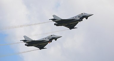Almanya, Polonya'ya Eurofighter uçaklarını gönderecek